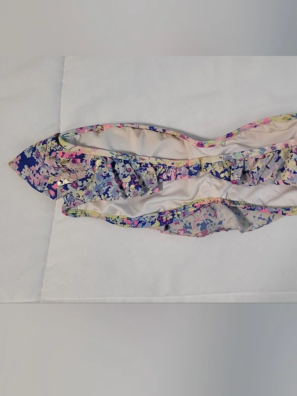 Victoria’s Secret Swim, The Flirt Bikini Top , Size Medium - Picture 2 of 6